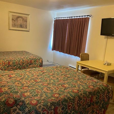 Front Street Inn Кресент-Сити Экстерьер фото